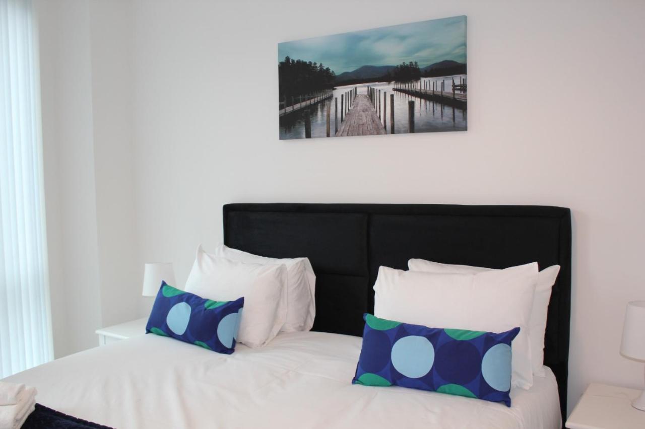 Berks Luxury Serviced Apartments , Free Parking, Free Gym And Free Wifi Бракнелл Екстер'єр фото