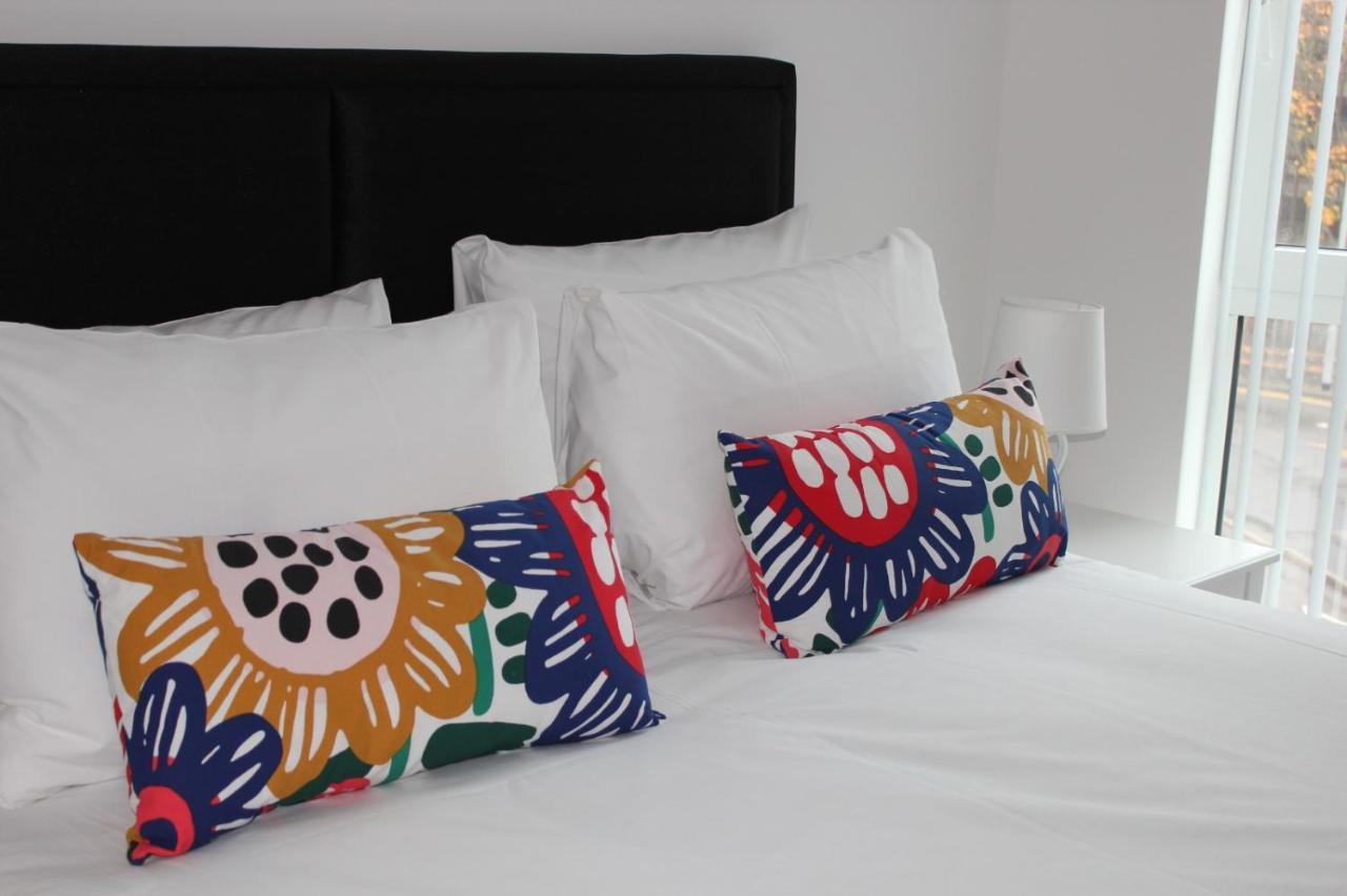 Berks Luxury Serviced Apartments , Free Parking, Free Gym And Free Wifi Бракнелл Екстер'єр фото