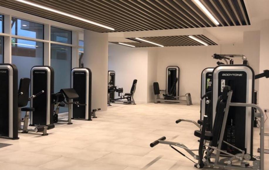Berks Luxury Serviced Apartments , Free Parking, Free Gym And Free Wifi Бракнелл Екстер'єр фото